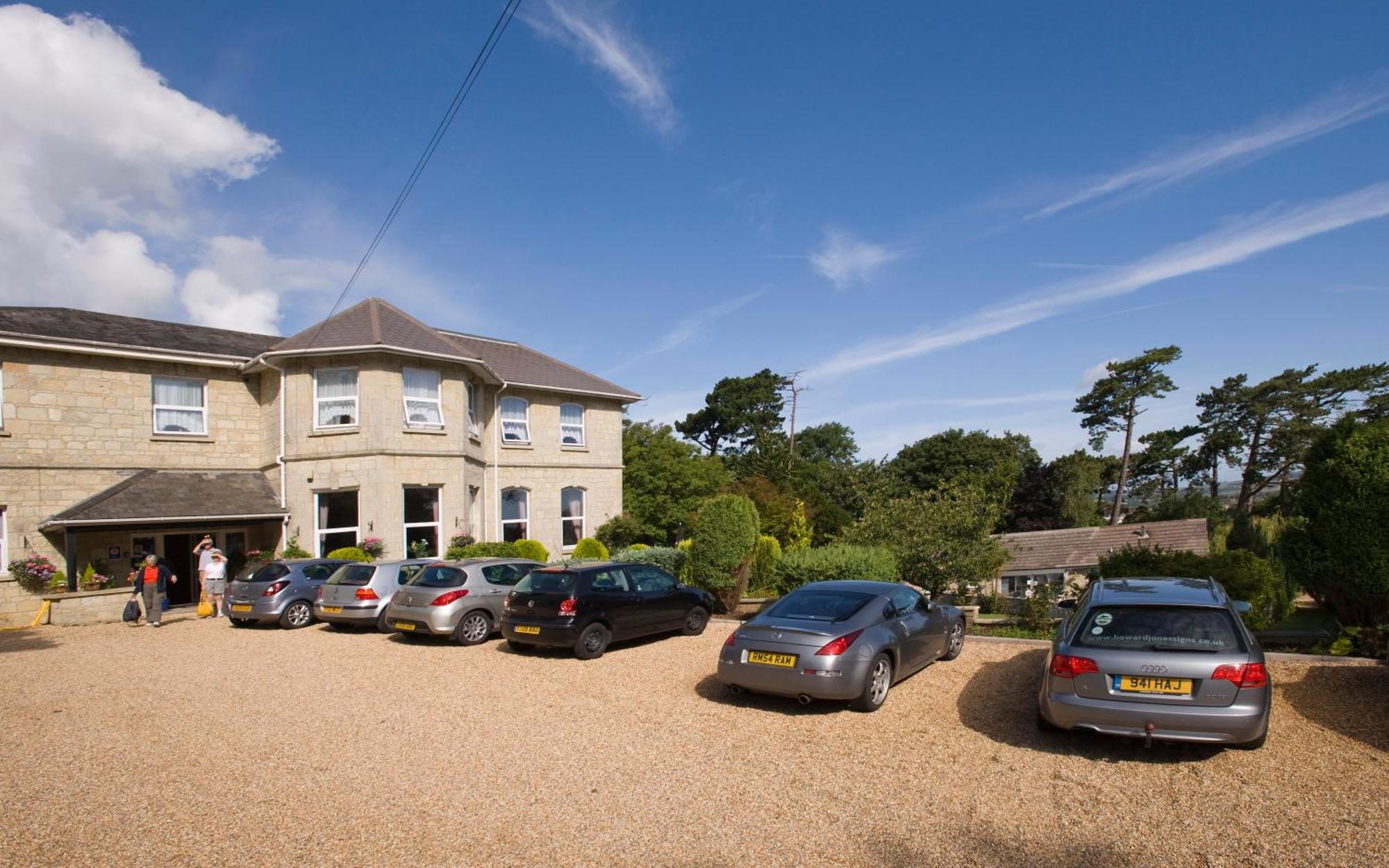 Bourne Hall Country Hotel แชงคลิน ภายนอก รูปภาพ